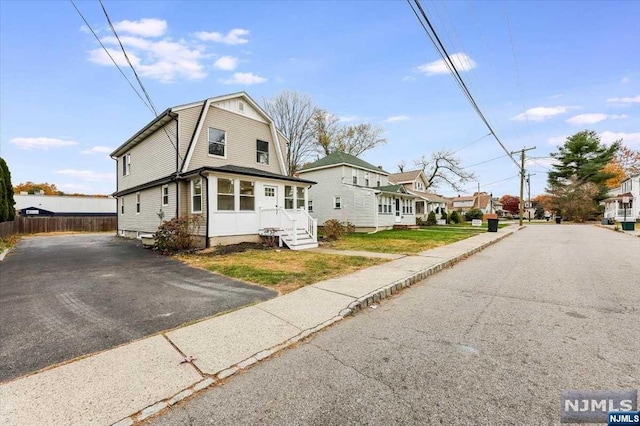 view of front of home