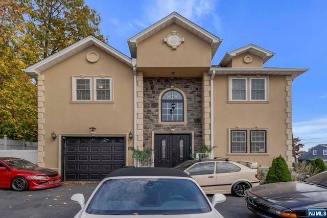 view of front property featuring a garage