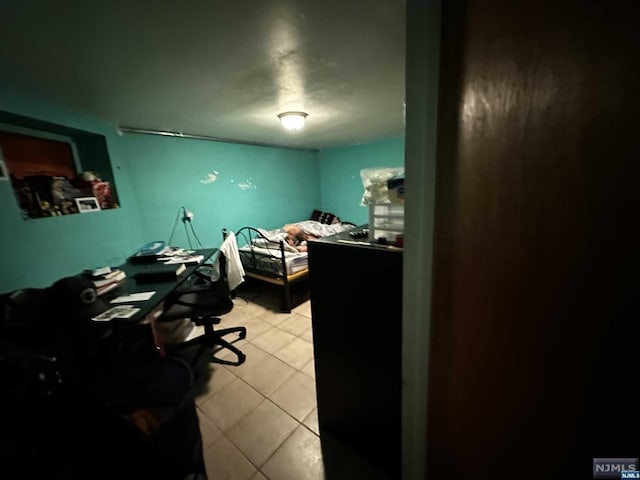 office area featuring light tile patterned floors