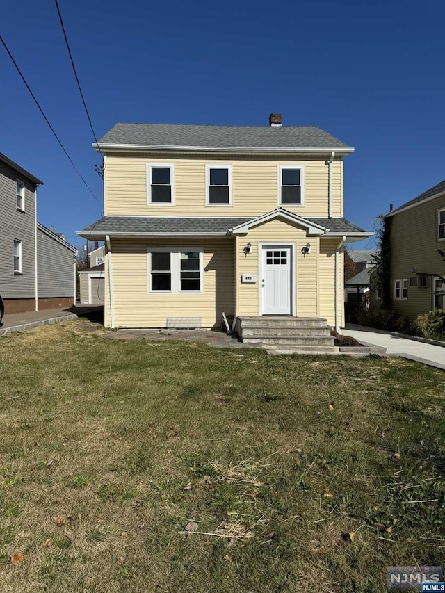 front of property featuring a front yard