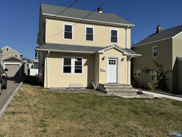 view of front property featuring a front yard