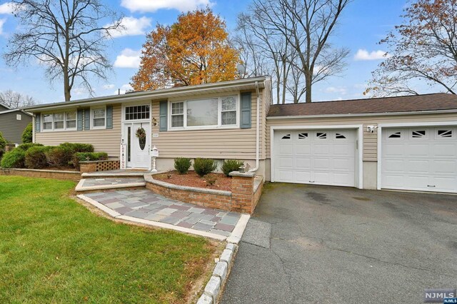 Listing photo 2 for 10 Maple Ave, Montvale NJ 07645