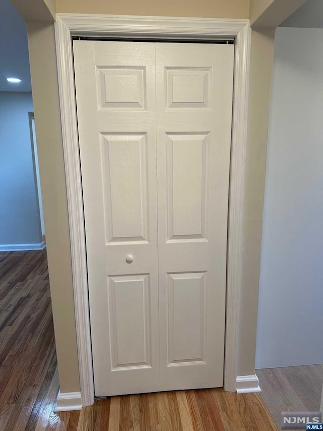 room details featuring hardwood / wood-style floors