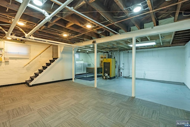 basement featuring washer / clothes dryer