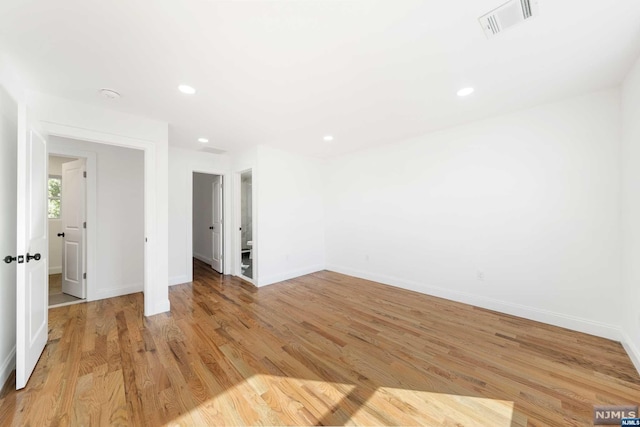 empty room featuring light hardwood / wood-style flooring