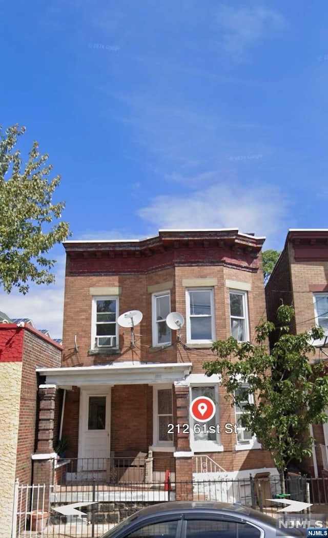 212 61st St, West New York, NJ 07093