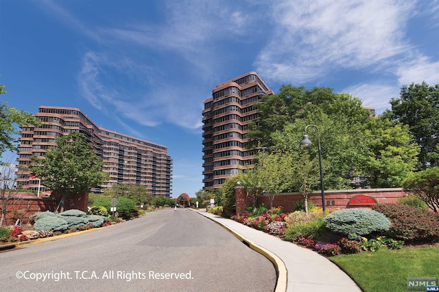 100 Carlyle Dr Unit 9G-N, Cliffside Park, NJ 07010 - view of apartment building / complex