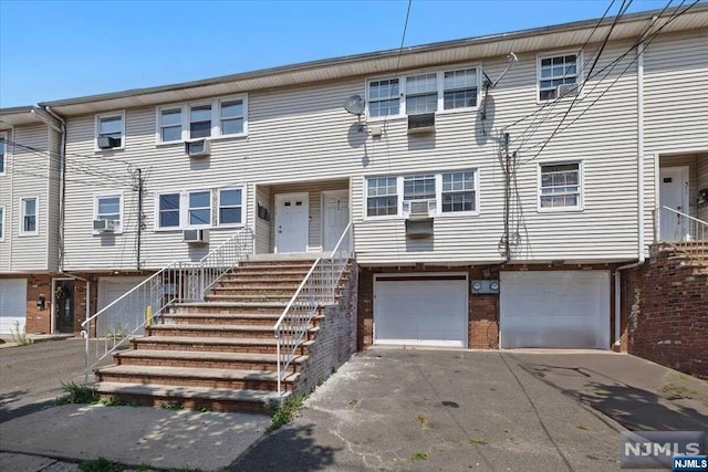 513 Livingston St, Elizabeth NJ, 07206, 7 bedrooms, 3 baths multi for sale