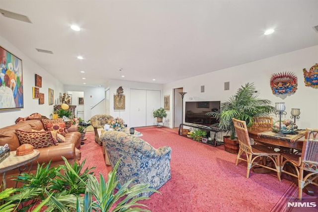 living room with carpet flooring