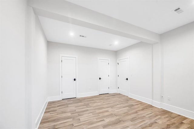 empty room featuring light hardwood / wood-style flooring