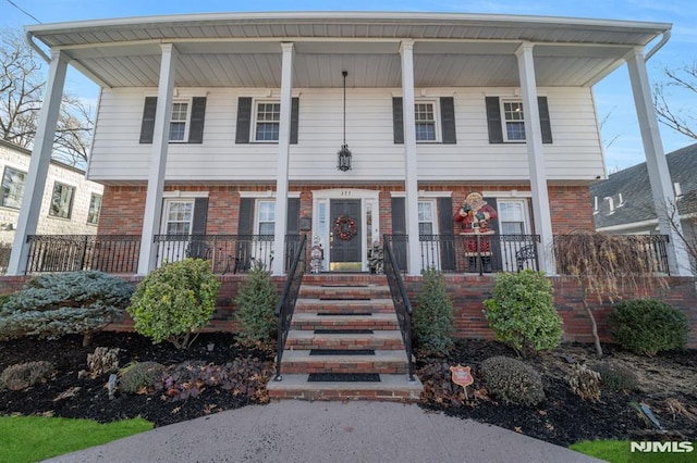 view of front of home with a porch