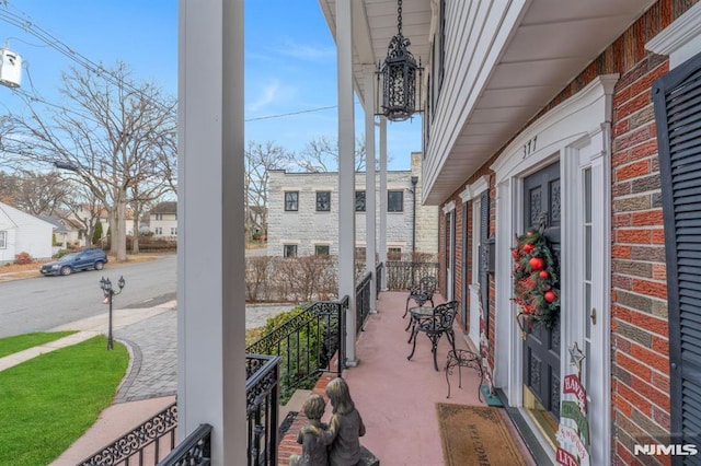 view of patio / terrace with covered porch