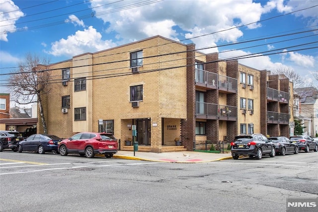 7117 Park Ave Unit C7, North Bergen NJ, 07047, 1 bedrooms, 1 bath condo for sale