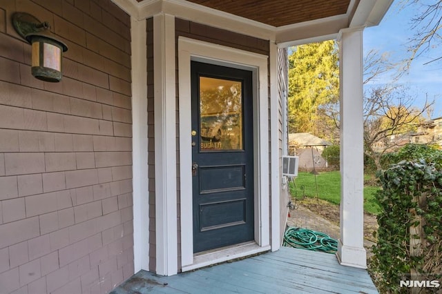 view of property entrance