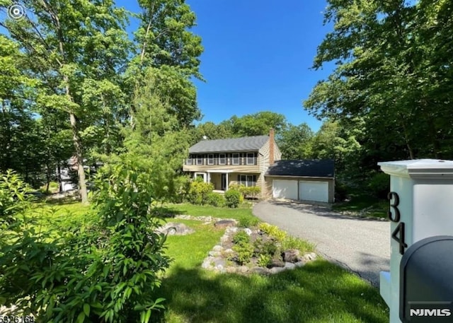 view of front of house featuring a garage