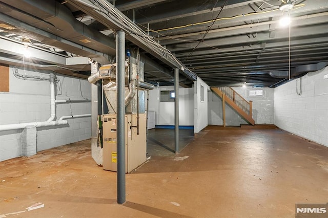 basement with washer / clothes dryer