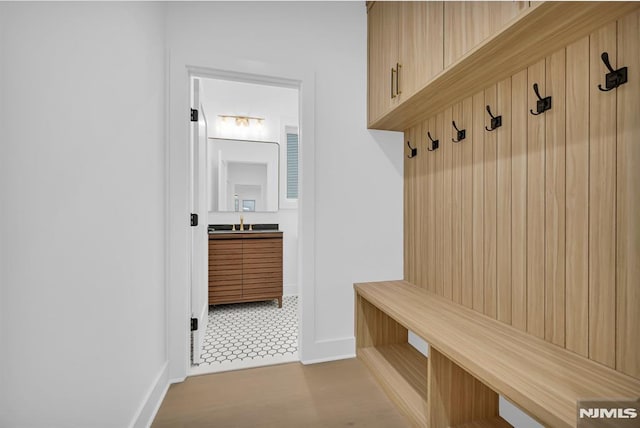 mudroom featuring sink