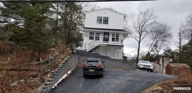 view of front of property with a porch