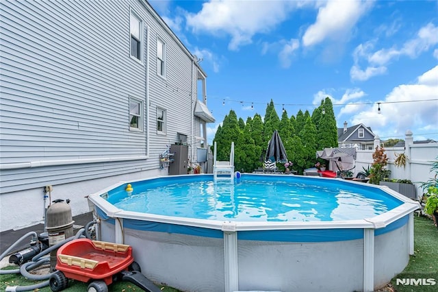 view of swimming pool