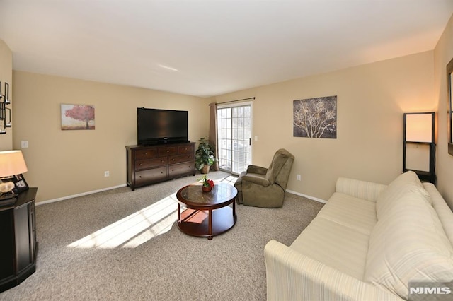 living room with carpet flooring