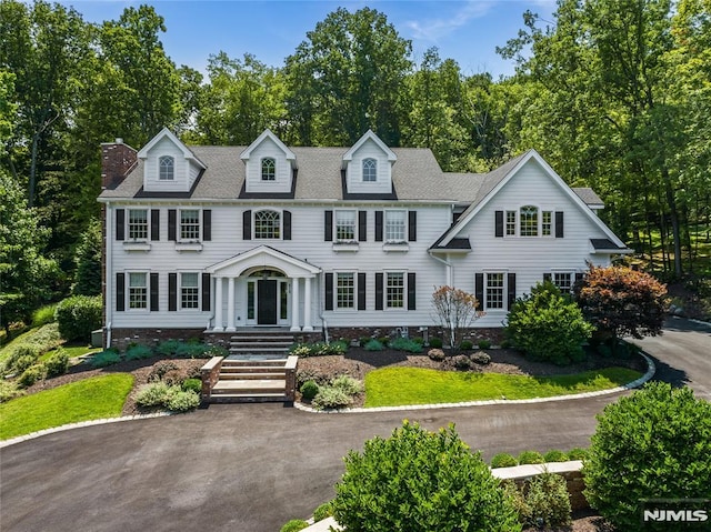 view of colonial inspired home