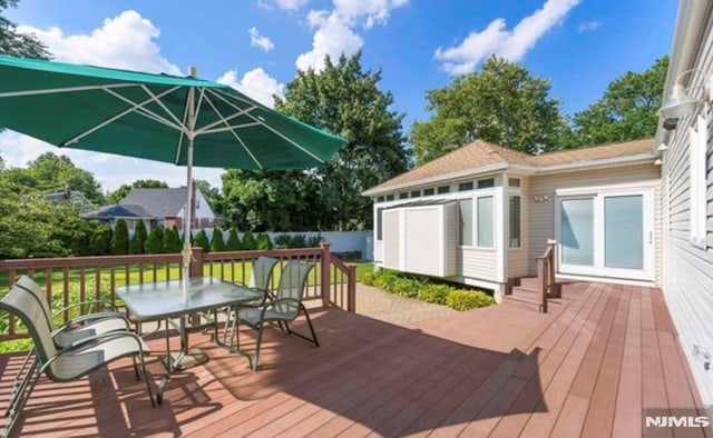 view of wooden deck