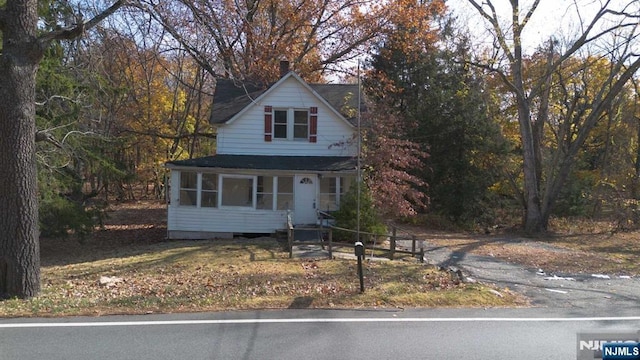 Listing photo 3 for 256 Pascack Rd, Woodcliff Lake NJ 07677