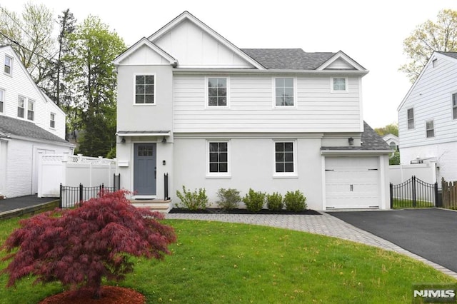 view of front of home with a front yard