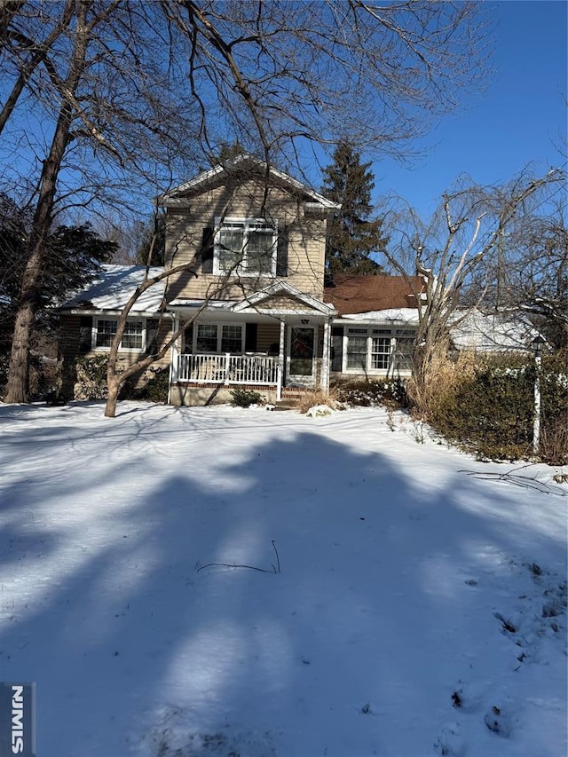 view of front of home featuring a porch