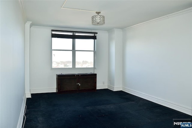 empty room with ornamental molding