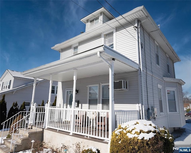 view of front of house with covered porch