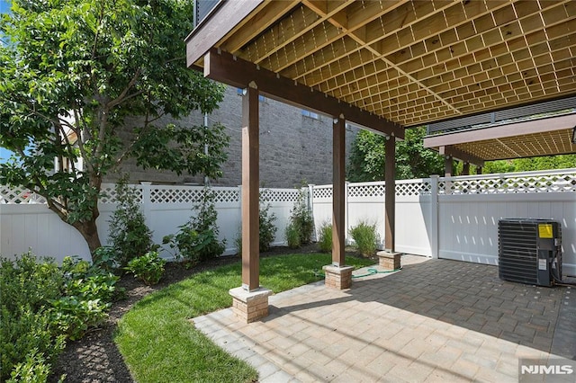 view of patio featuring cooling unit