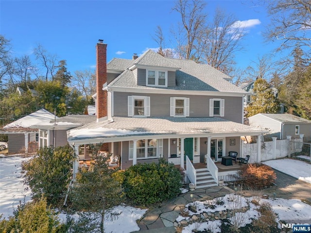 view of front of home featuring a porch