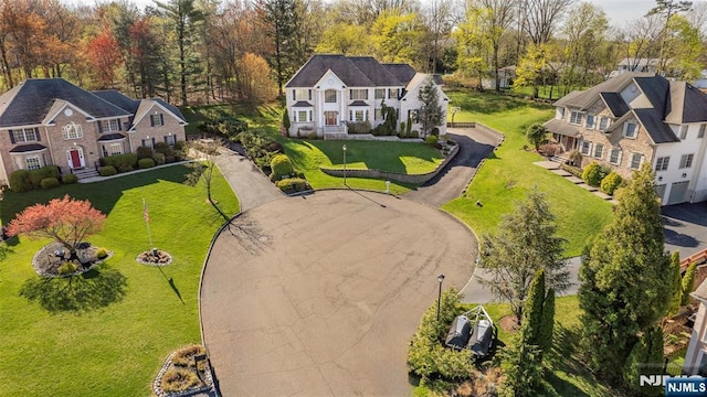 drone / aerial view with a residential view