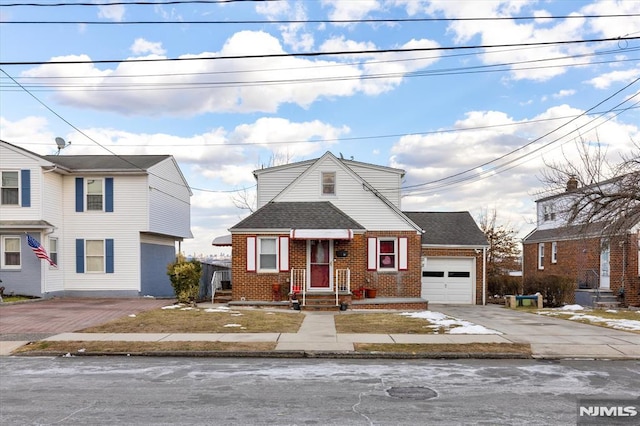 view of front of home featuring a garage