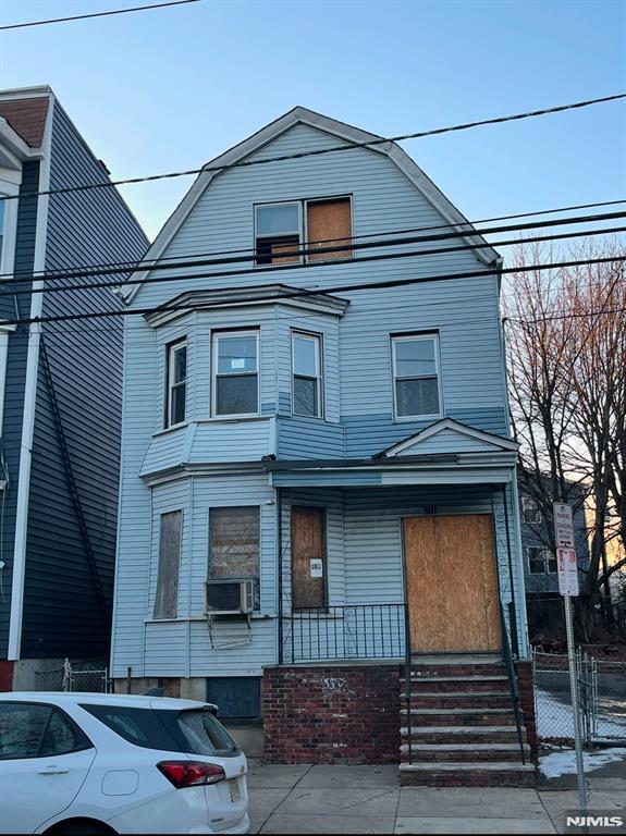 377 Littleton Ave, Newark, NJ 07103 - view of front of house featuring cooling unit
