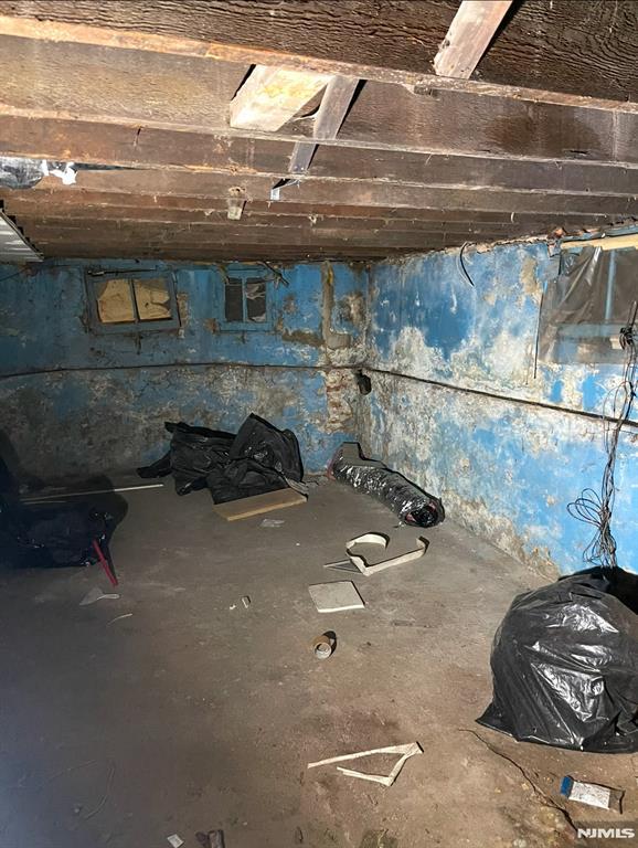 377 Littleton Ave, Newark, NJ 07103 - view of basement