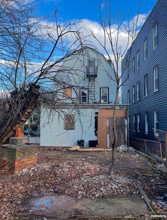 377 Littleton Ave, Newark, NJ 07103 - exterior space