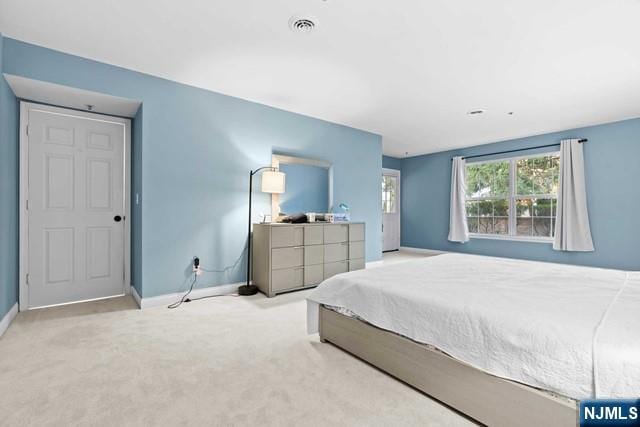 view of carpeted bedroom