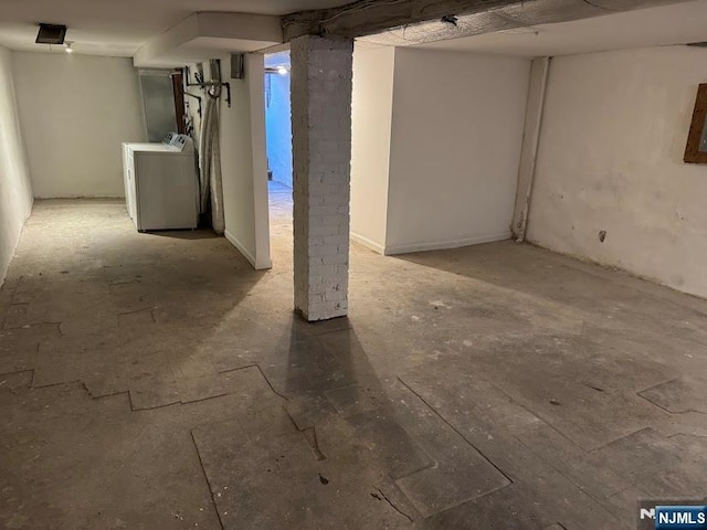 basement with washer / dryer