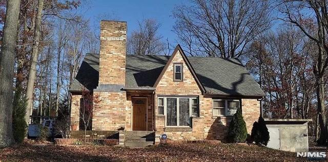 368 Ryders Ln, East Brunswick, NJ 08816