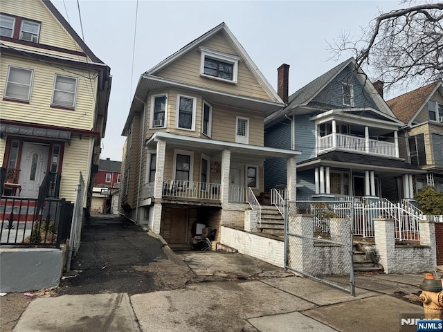 view of front of property with covered porch