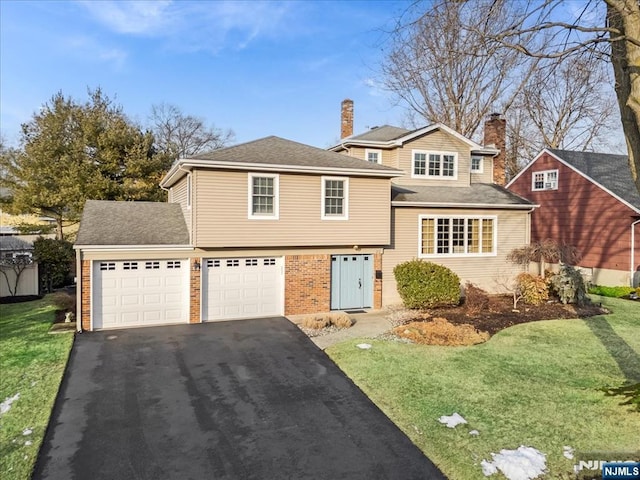 view of property featuring a front yard