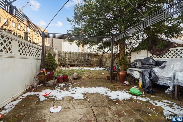 view of yard with a patio