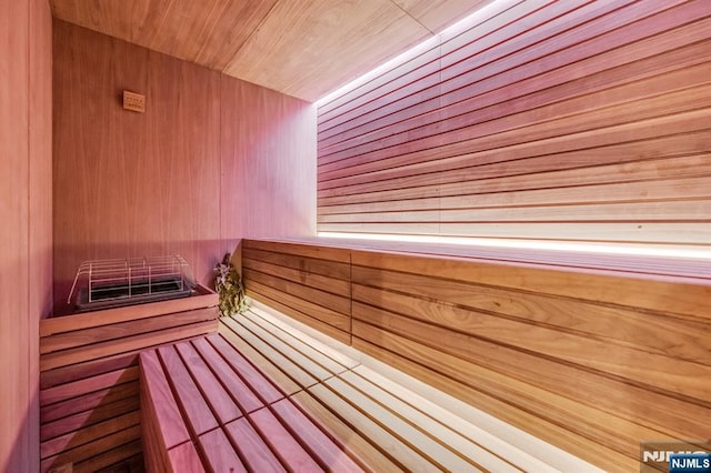 view of sauna / steam room