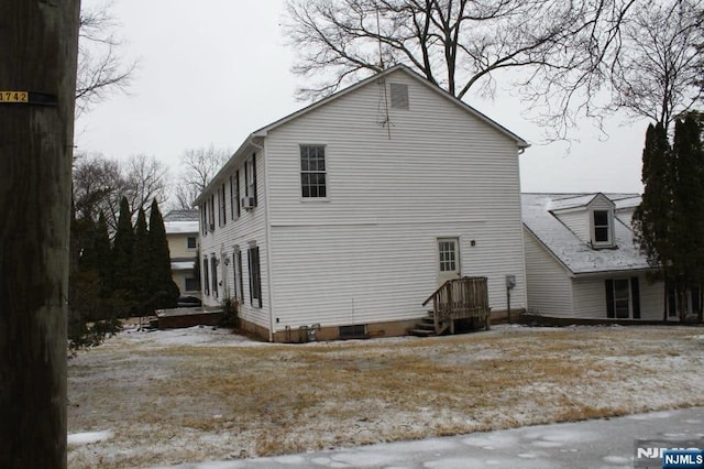 view of side of property