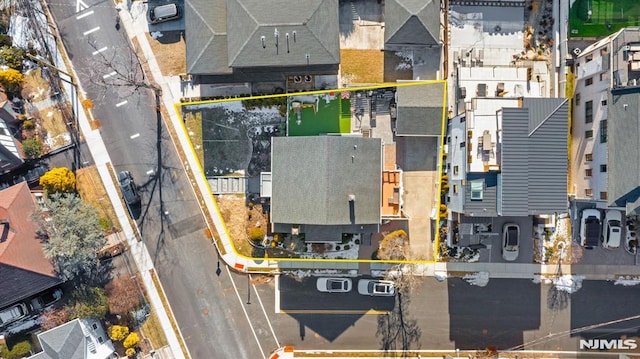 birds eye view of property featuring a residential view