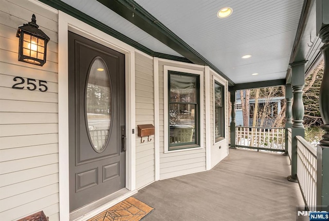 property entrance with a porch