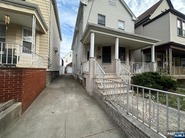 exterior space featuring a porch