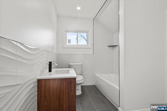 full bathroom with toilet, tile patterned flooring, recessed lighting, and vanity